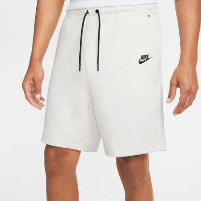 NIKE Tech Fleece Shorts - White