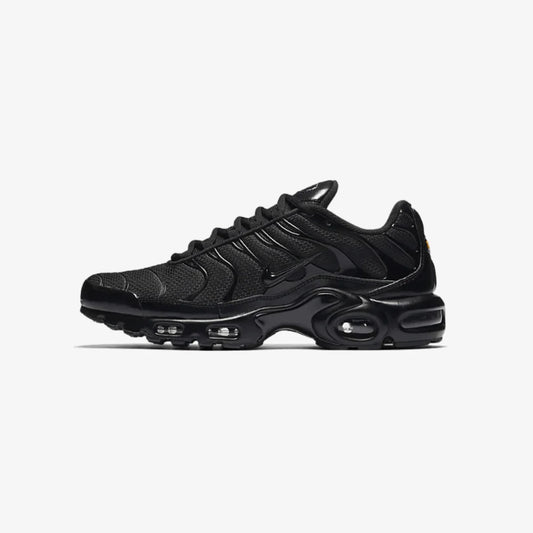 NIKE Air Max Plus TN "Triple Black"