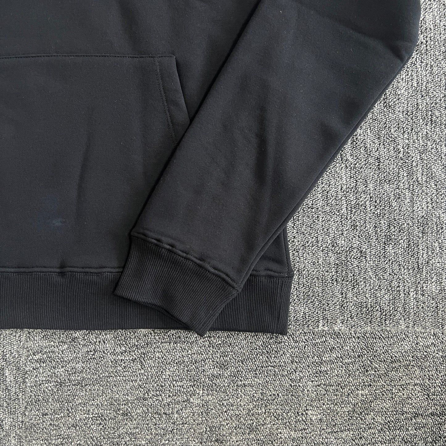 Syna World Tracksuit- Black